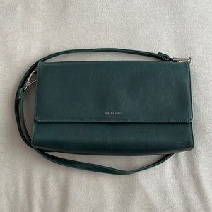 Matt & Nat green crossbody purse